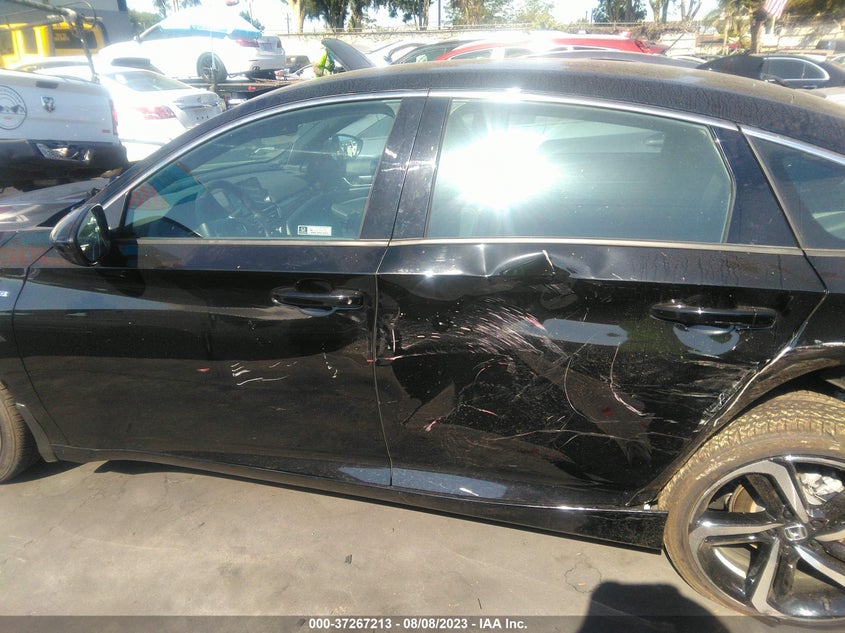 VIN 1HGCV3F29NA011915 2022 HONDA ACCORD HYBRID SPORT