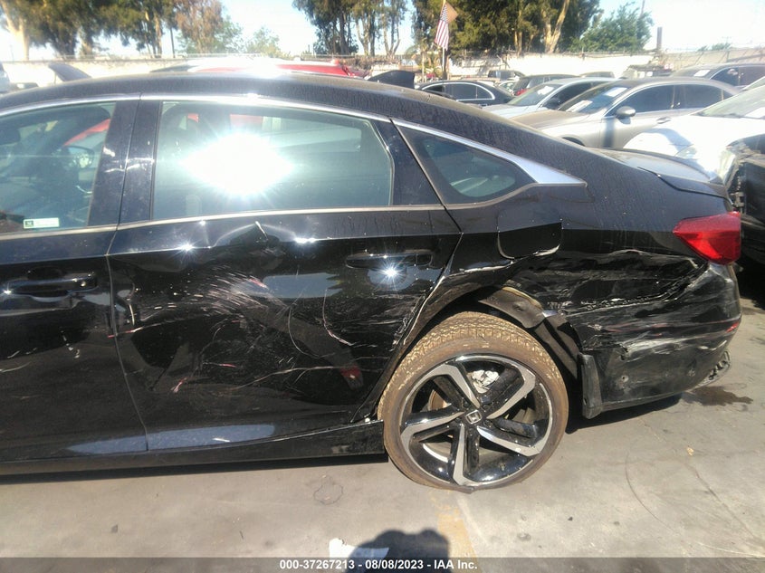 VIN 1HGCV3F29NA011915 2022 HONDA ACCORD HYBRID SPORT