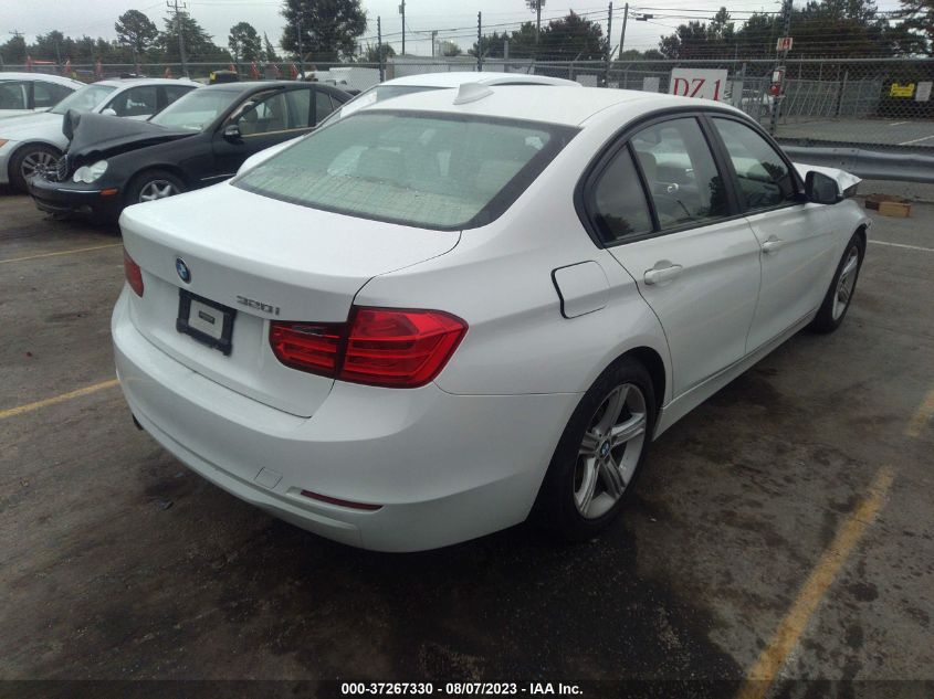 2015 BMW 3 SERIES 320I - WBA3B1C55FK139152