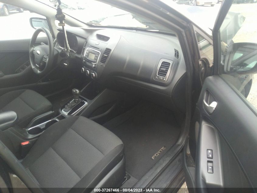 2018 KIA FORTE LX - 3KPFK4A74JE175125