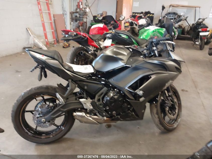 VIN ML5EXER1XPDA90042 2023 KAWASAKI EX650 R