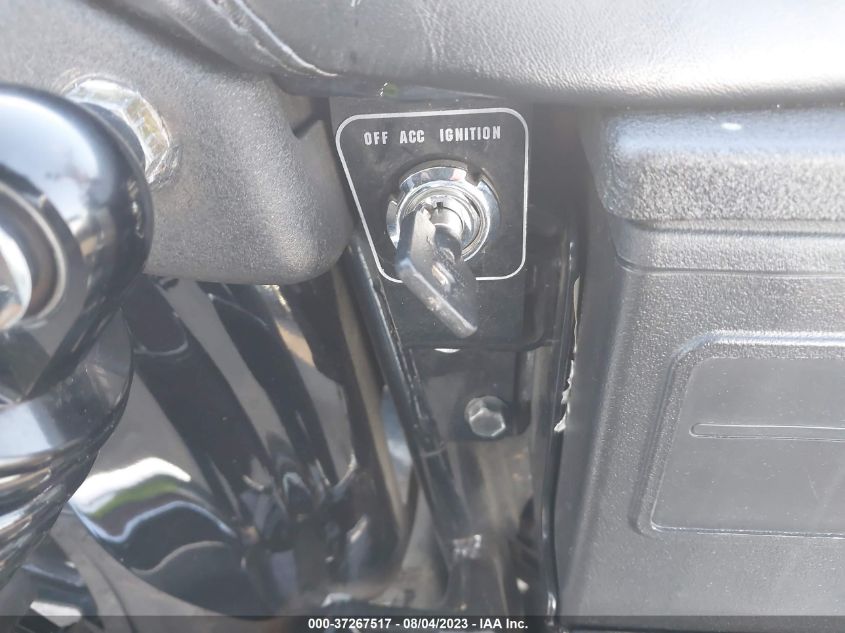 2000 HARLEY-DAVIDSON FXDX 1HD1GJV32YY318559