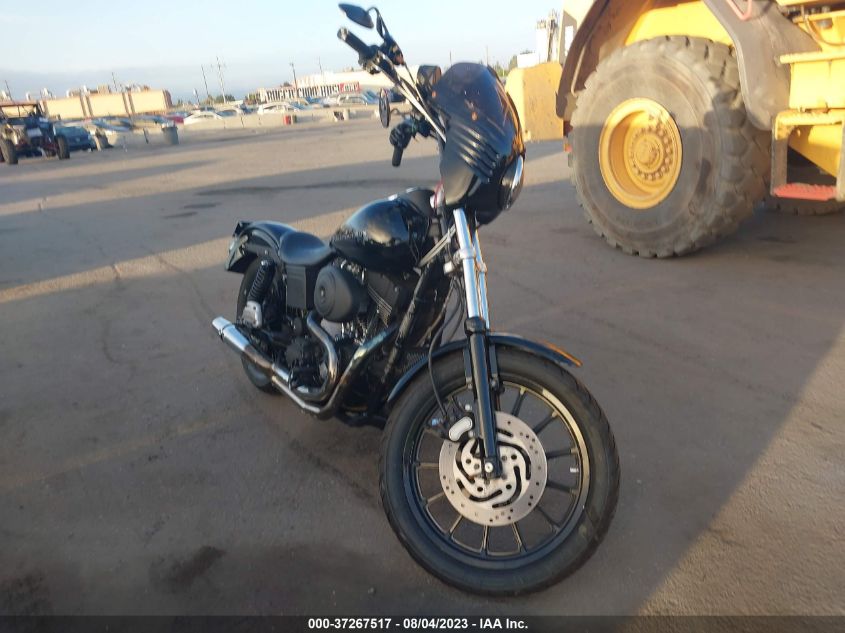 2000 HARLEY-DAVIDSON FXDX - 1HD1GJV32YY318559