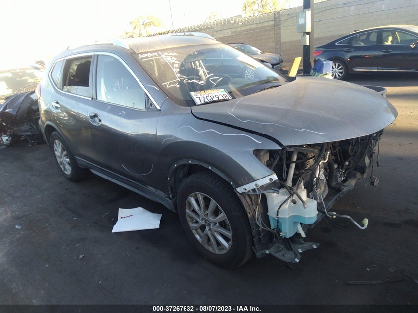 VIN KNMAT2MT3HP600042 2017 NISSAN ROGUE SV