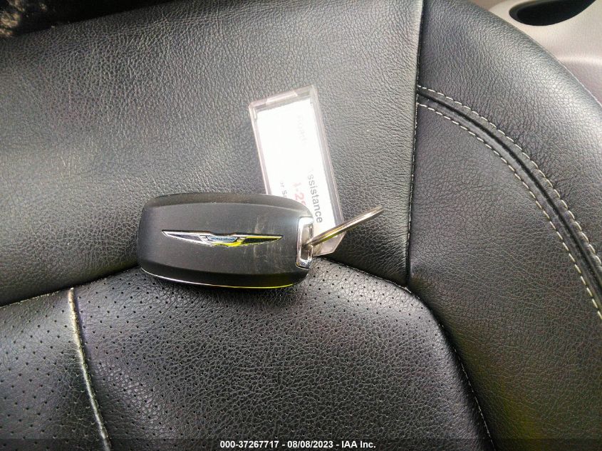 2022 CHRYSLER PACIFICA TOURING L - 2C4RC1BG1NR111586