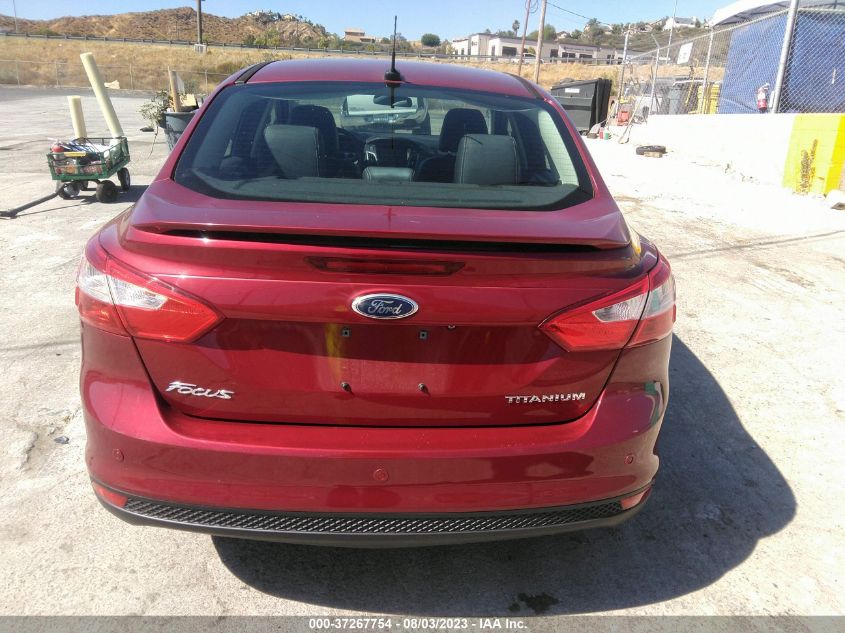 2014 FORD FOCUS TITANIUM - 1FADP3J27EL111977