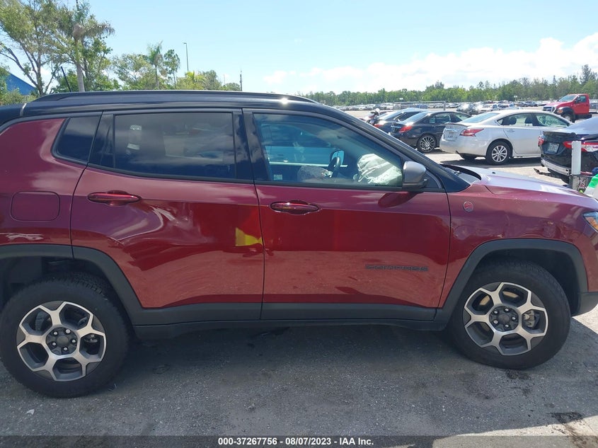 VIN 3C4NJDDB1NT161859 2022 JEEP COMPASS TRAILHAWK