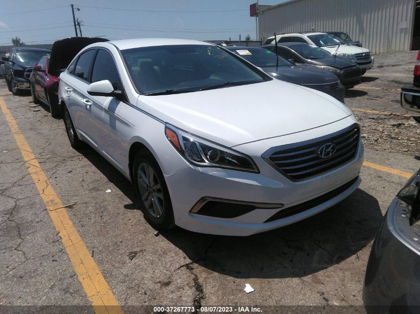 2017 HYUNDAI SONATA SE - 5NPE24AF7HH449961