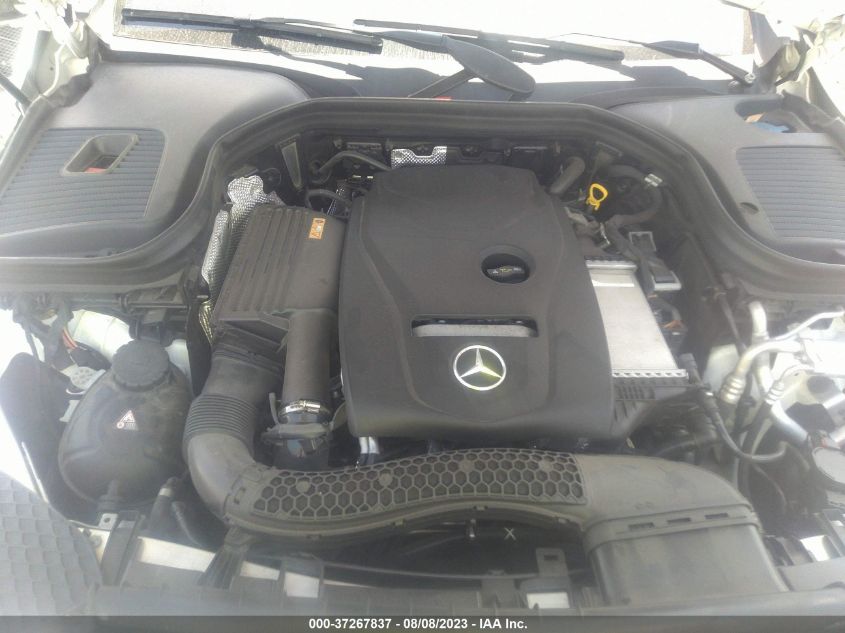 2017 MERCEDES-BENZ GLC GLC 300 - WDC0G4JB9HV013695