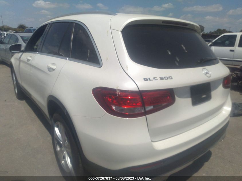 2017 MERCEDES-BENZ GLC GLC 300 - WDC0G4JB9HV013695