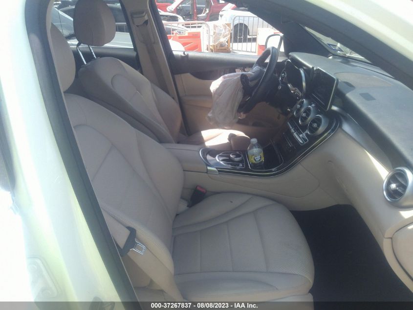 2017 MERCEDES-BENZ GLC GLC 300 - WDC0G4JB9HV013695