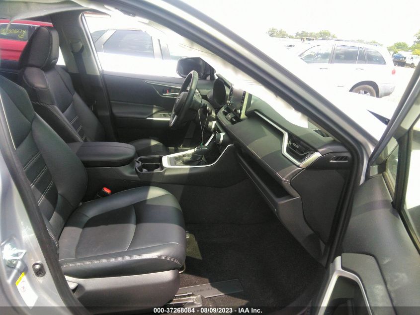 2019 TOYOTA RAV4 XLE PREMIUM - JTMA1RFV2KD011893