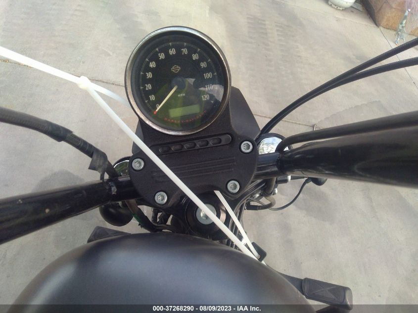 2016 HARLEY-DAVIDSON XL883 IRON 883 - 1HD4LE232GC412988