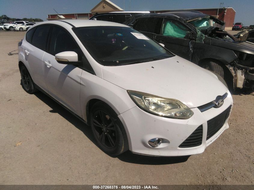 2014 FORD FOCUS SE - 1FADP3K21EL140387