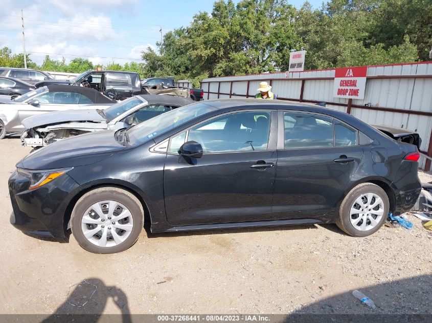 2022 TOYOTA COROLLA LE - 5YFEPMAE3NP368429