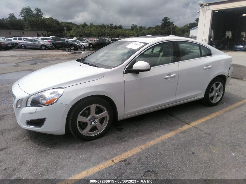 2013 VOLVO S60 T5 - YV1612FH7D1214137