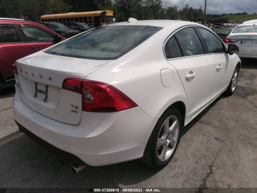 2013 VOLVO S60 T5 - YV1612FH7D1214137