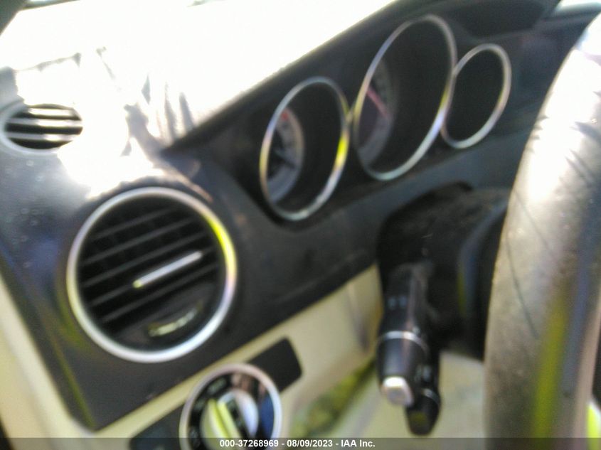 2013 MERCEDES-BENZ C-CLASS C 250 - WDDGF4HB8DR270532