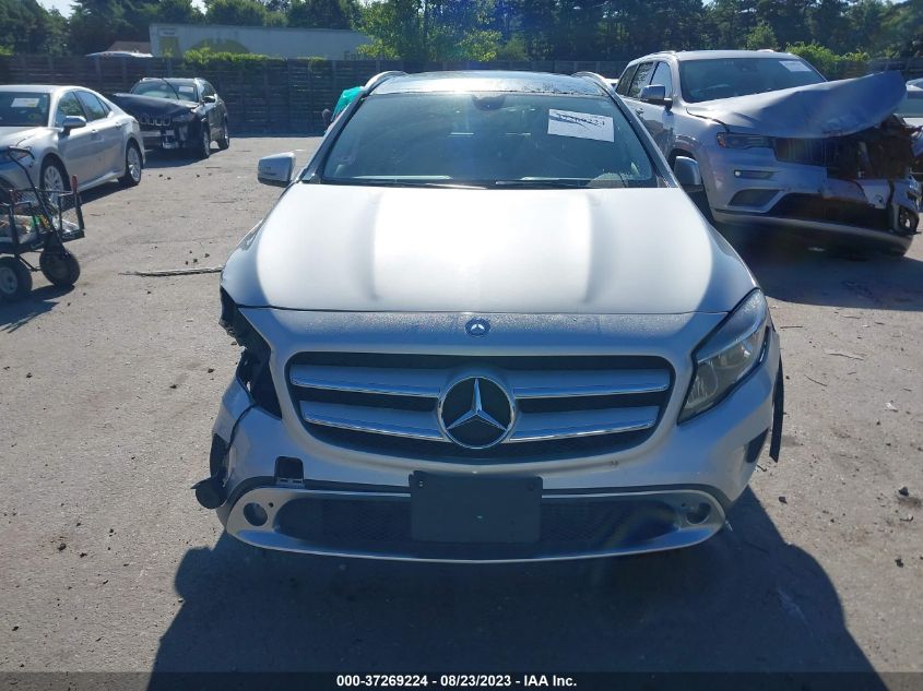 2015 MERCEDES-BENZ GLA 250 - WDCTG4GB1FJ118952