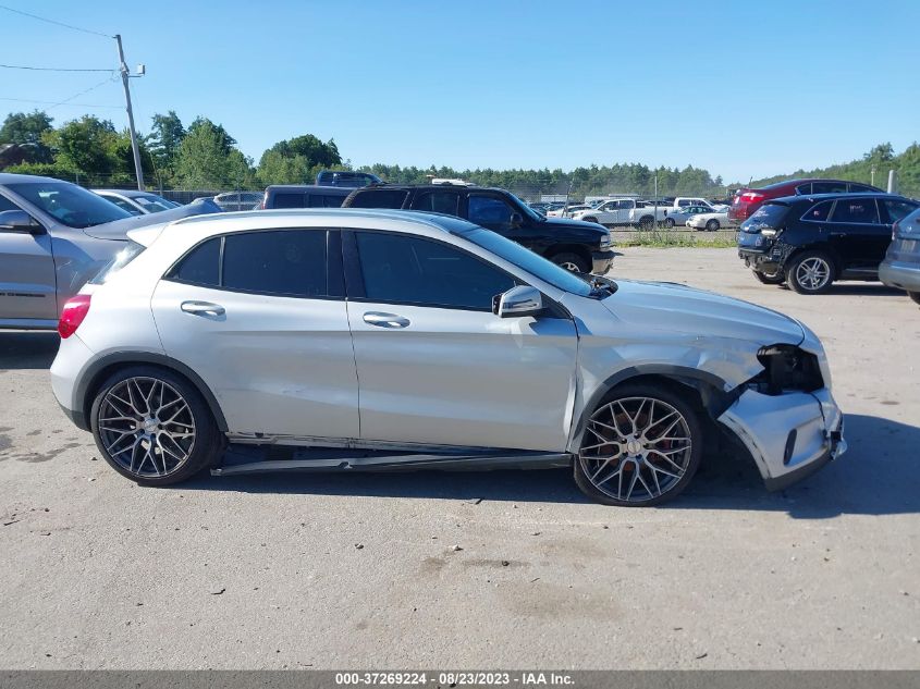 2015 MERCEDES-BENZ GLA 250 - WDCTG4GB1FJ118952