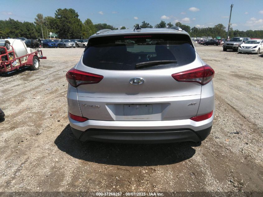 2017 HYUNDAI TUCSON SE - KM8J3CA41HU440887