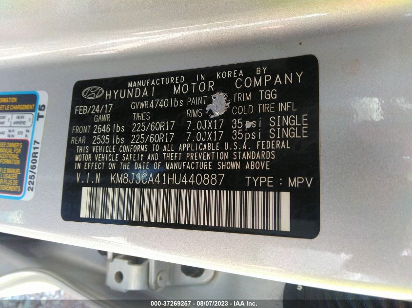 2017 HYUNDAI TUCSON SE - KM8J3CA41HU440887