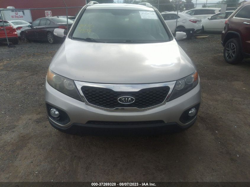 2013 KIA SORENTO LX - 5XYKT3A6XDG354628