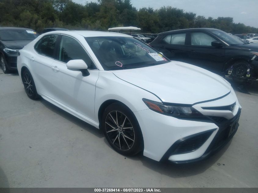2022 TOYOTA CAMRY SE - 4T1G11AK3NU625666