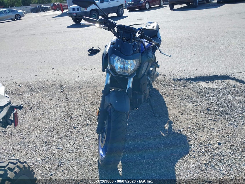 VIN JYARM27EXLA007590 2020 YAMAHA MT07