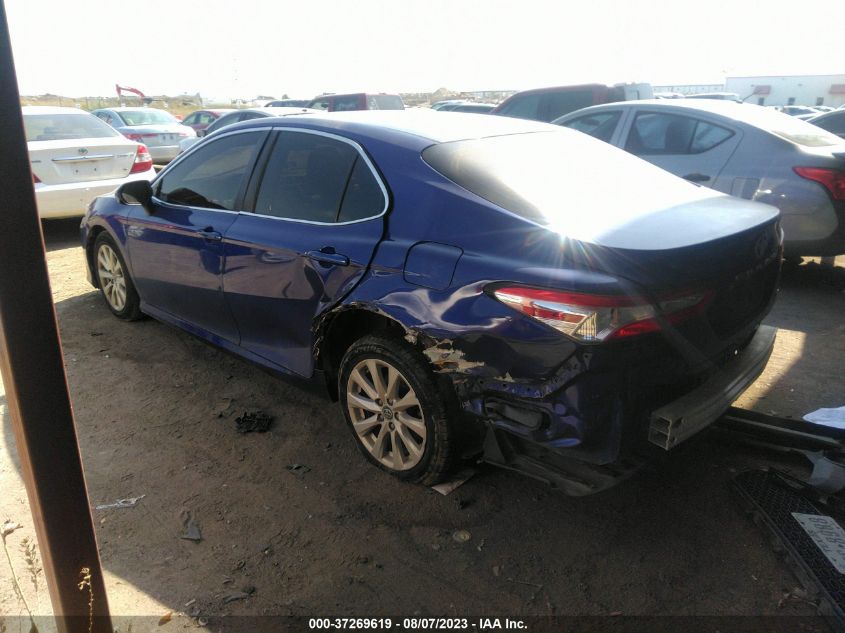 2018 TOYOTA CAMRY LE/SE/XLE/L - 4T1B11HK0JU622007