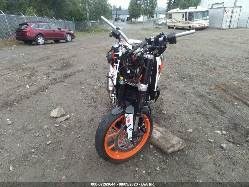 2016 KTM RC 390 MD2JGJ404GC280038