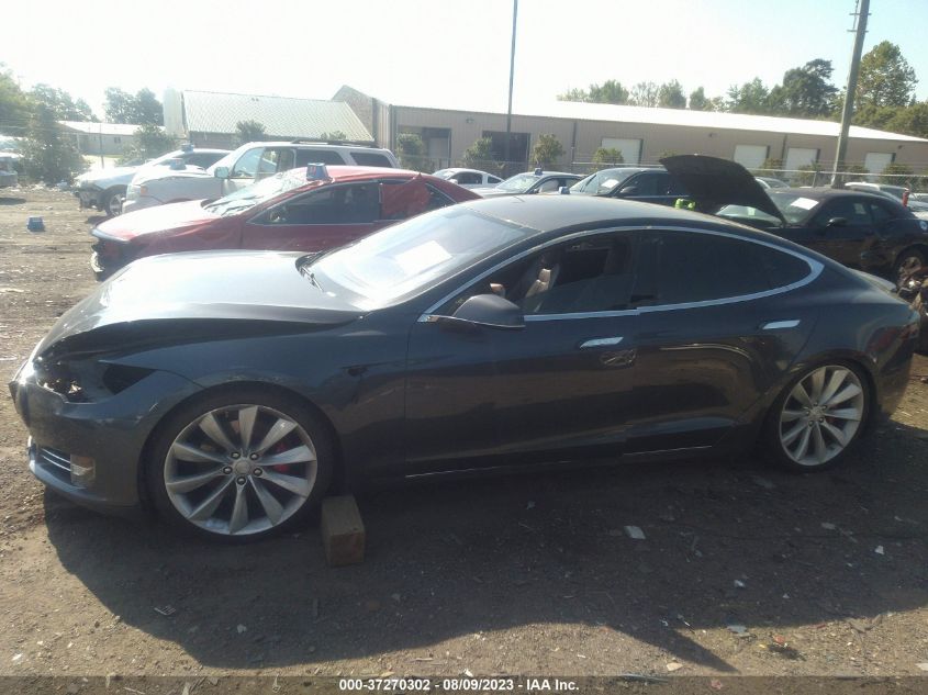 2014 TESLA MODEL S 60 KWH BATTERY/P85 - 5YJSA1H14EFP51488