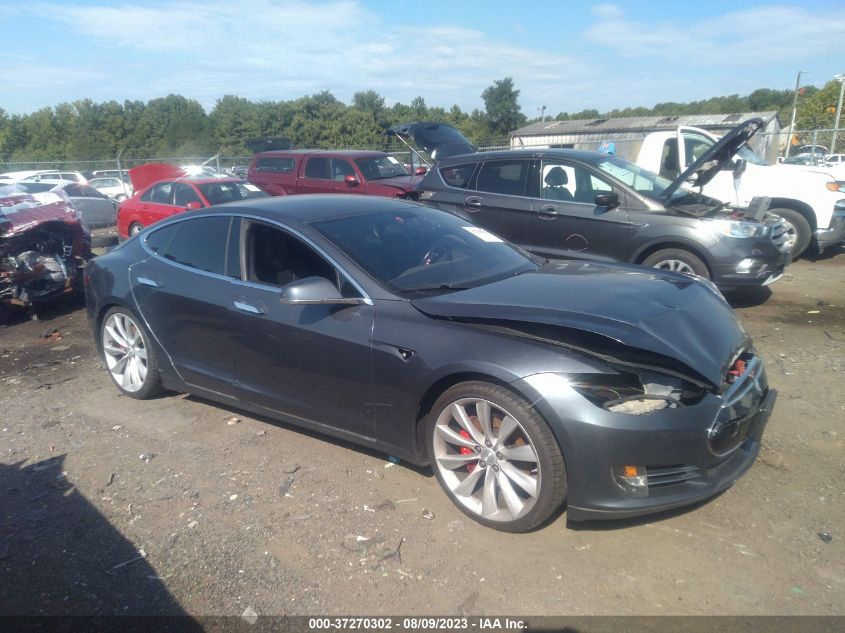 2014 TESLA MODEL S 60 KWH BATTERY/P85 - 5YJSA1H14EFP51488