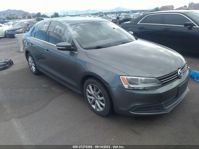 2014 VOLKSWAGEN JETTA SEDAN SE W/CONNECTIVITY - 3VWD17AJXEM306798