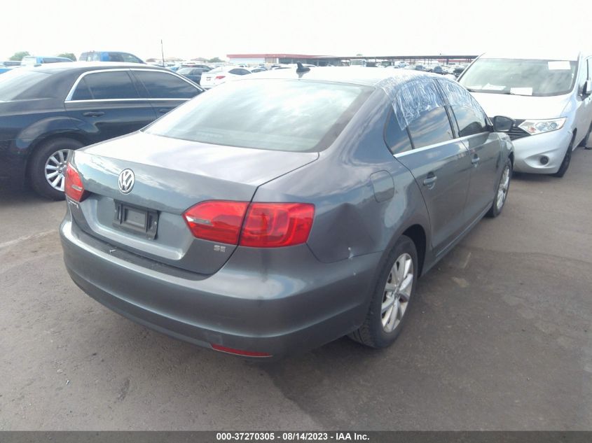 2014 VOLKSWAGEN JETTA SEDAN SE W/CONNECTIVITY - 3VWD17AJXEM306798