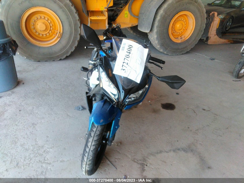 VIN JKAEX8A1XHDA31667 2017 KAWASAKI EX300 A