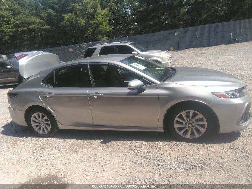 2022 TOYOTA CAMRY LE - 4T1C11BK9NU068209