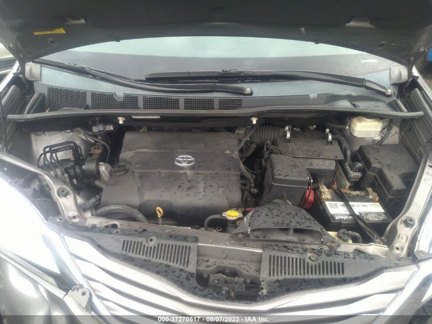 2015 TOYOTA SIENNA LE - 5TDKK3DC0FS552399