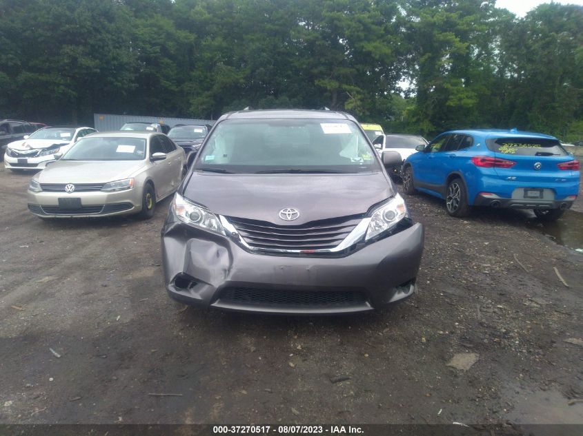 2015 TOYOTA SIENNA LE - 5TDKK3DC0FS552399