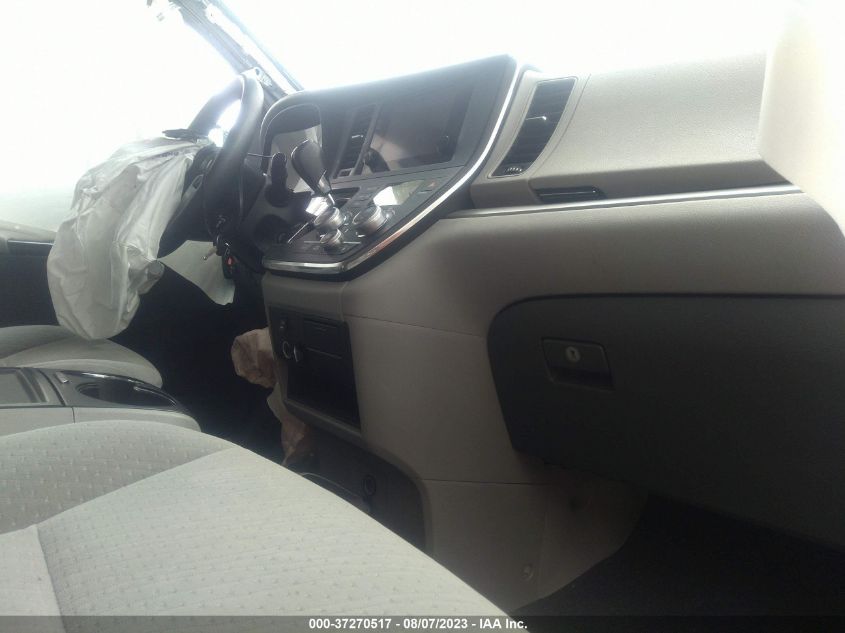 2015 TOYOTA SIENNA LE - 5TDKK3DC0FS552399