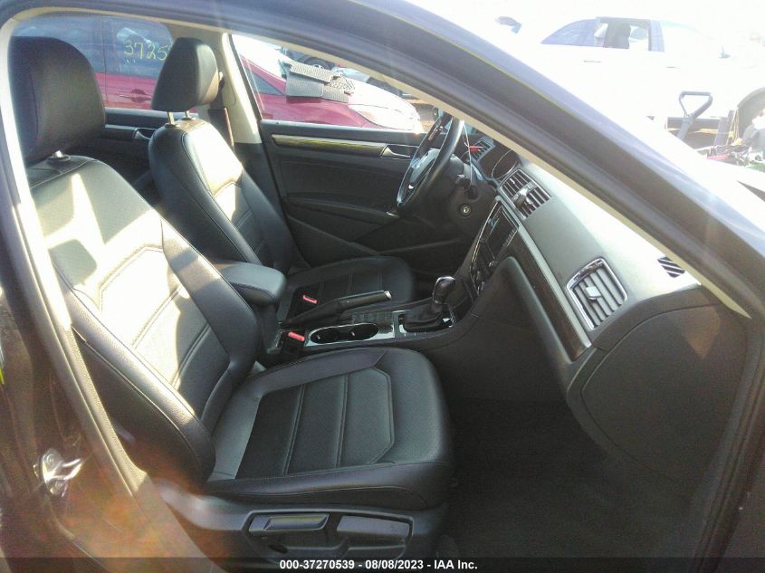2016 VOLKSWAGEN PASSAT 1.8T SE - 1VWBT7A3XGC028525