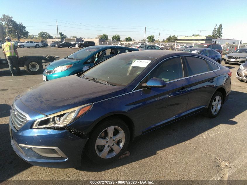 2016 HYUNDAI SONATA 2.4L SE - 5NPE24AF7GH283195