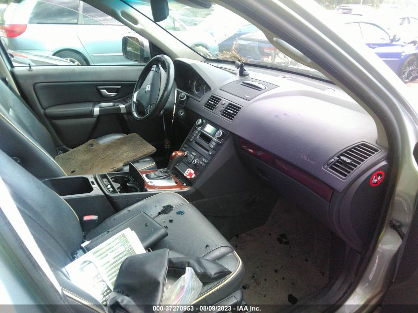 2013 VOLVO XC90 - YV4952CZ9D1645340