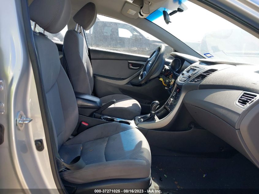 2016 HYUNDAI ELANTRA SE - 5NPDH4AE8GH731591
