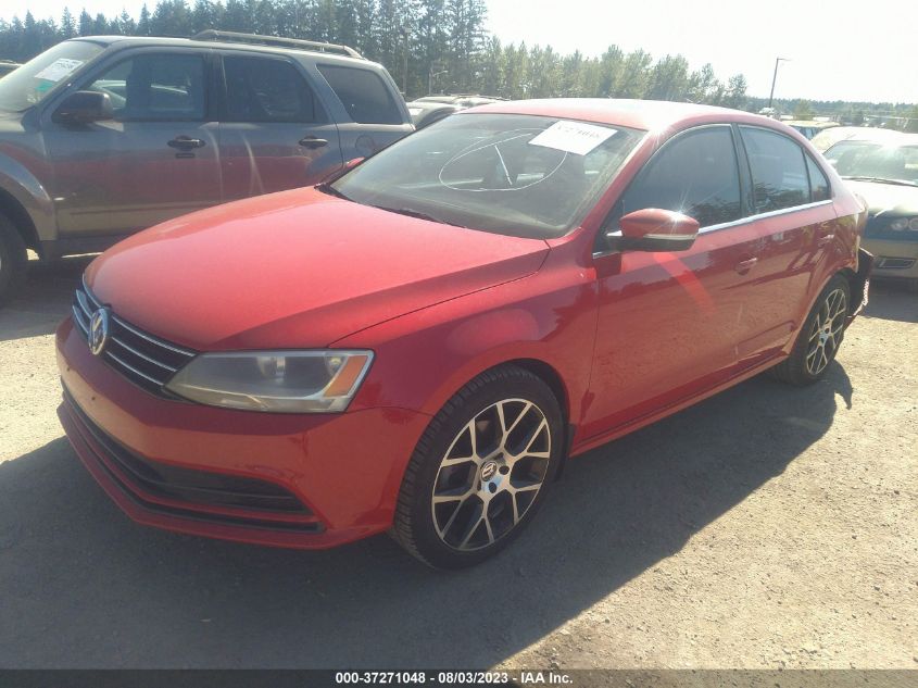 2015 VOLKSWAGEN JETTA SEDAN 1.8T SE W/CONNECTIVITY - 3VWD17AJ1FM303287