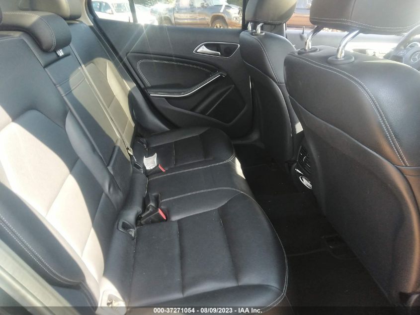 2015 MERCEDES-BENZ GLA-CLASS GLA 250 - WDCTG4GB5FJ089357