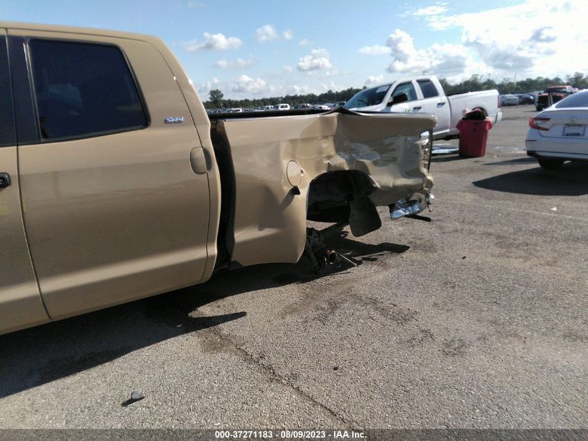2019 TOYOTA TUNDRA 4WD SR5 - 5TFUW5F18KX819149