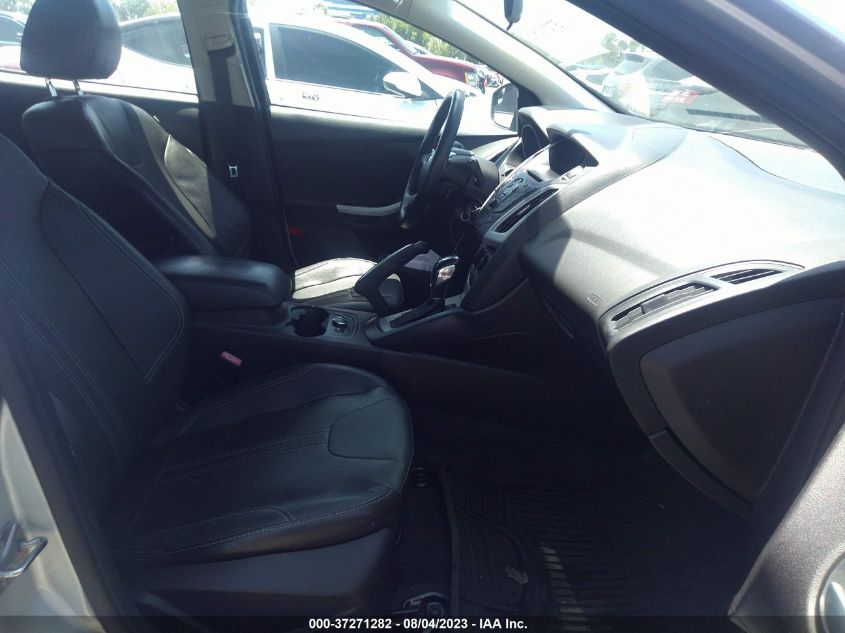 2013 FORD FOCUS SE - 1FADP3K29DL184359