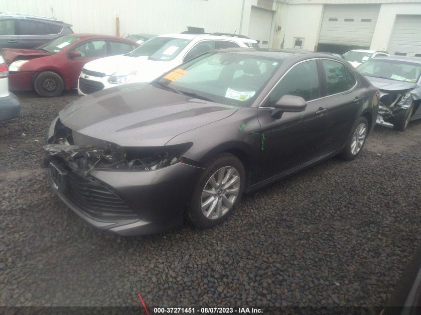 4T1B11HK5KU747537 Toyota Camry LE/SE/XLE/L 2