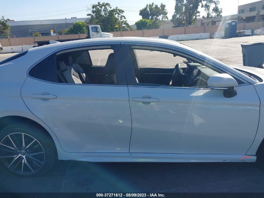 2022 TOYOTA CAMRY SE - 4T1G11AK1NU033361